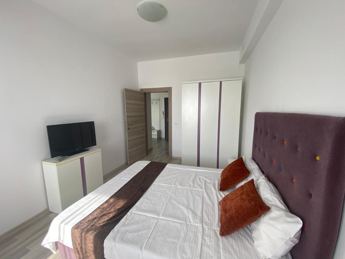 Apartament Crazy Summerland Mamaia Ngoại thất bức ảnh