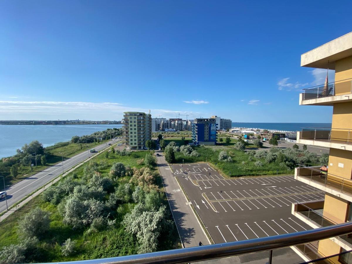 Apartament Crazy Summerland Mamaia Ngoại thất bức ảnh