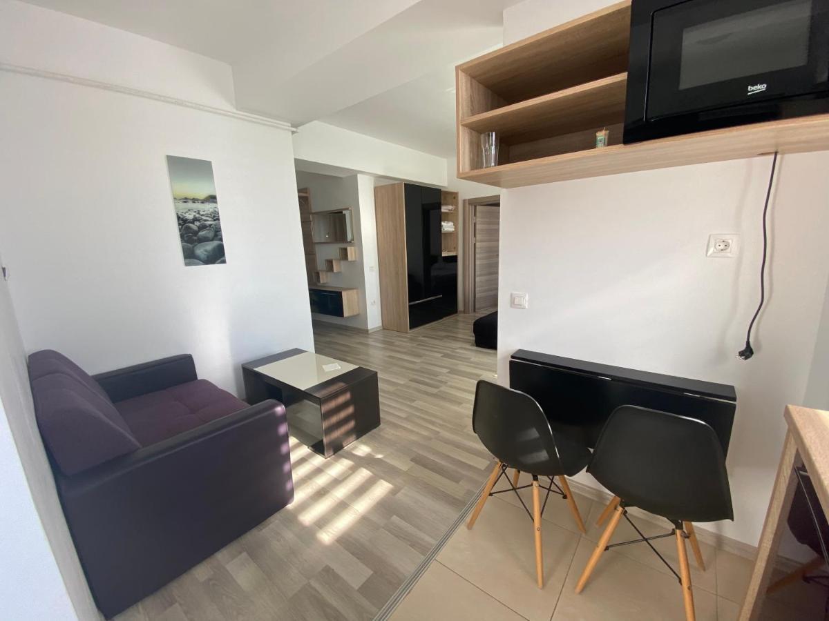 Apartament Crazy Summerland Mamaia Ngoại thất bức ảnh