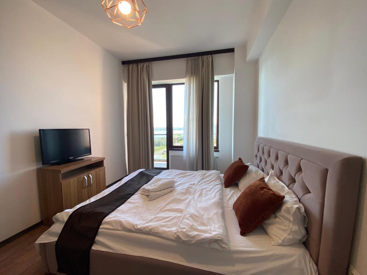 Apartament Crazy Summerland Mamaia Ngoại thất bức ảnh