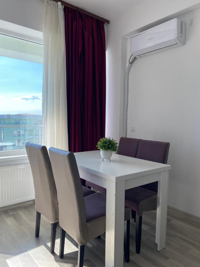 Apartament Crazy Summerland Mamaia Ngoại thất bức ảnh